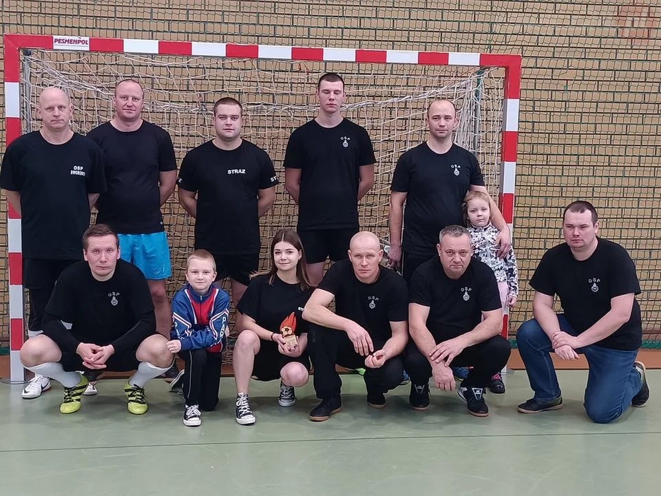 Halowy Turniej Piłki Nożnej strażaków gminy Pakosław (2023)