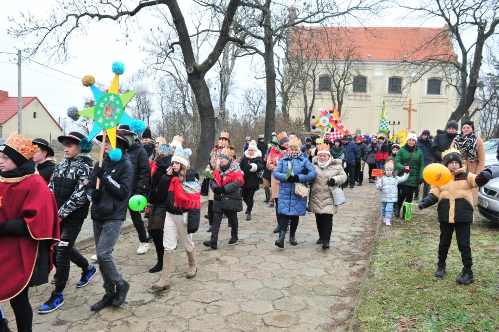 Orszak Trzech Króli w Żerkowie 2024 zdjęcia