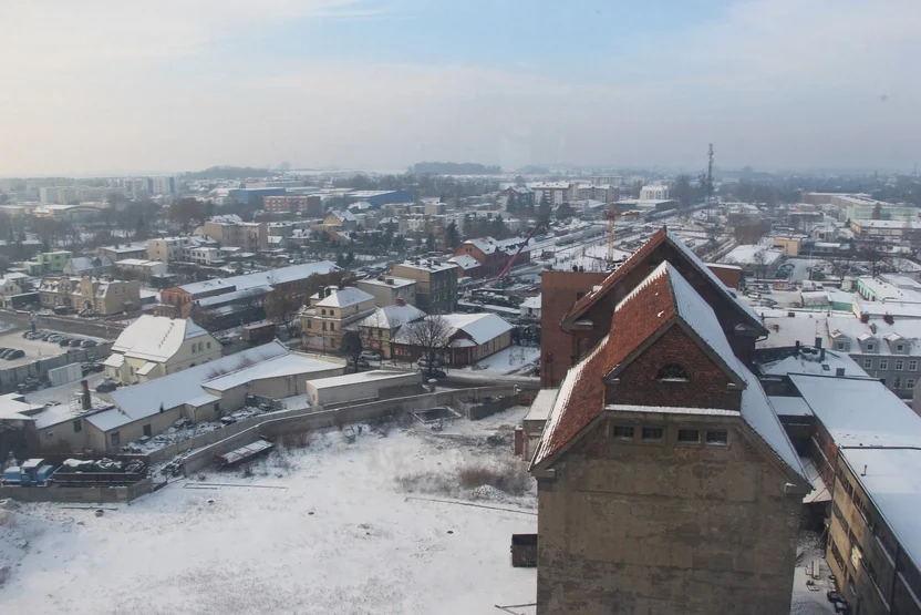 Ćwiczenia z ratownictwa wysokościowego na elewatorze zbożowym w Pleszewie