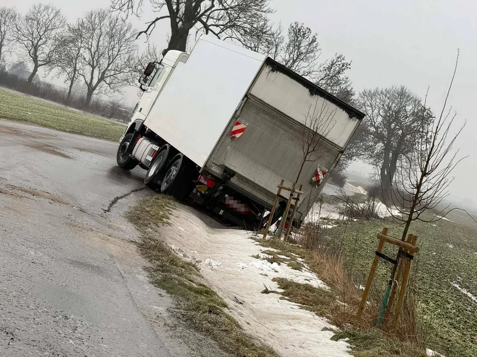 Gołoledź sparaliżowała Wielkopolskę