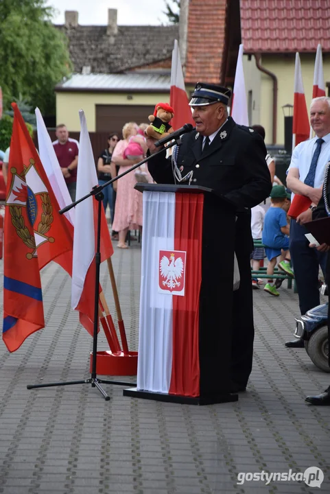 Przekazanie wozu strażackiego dla jednostki OSP w Pogorzeli