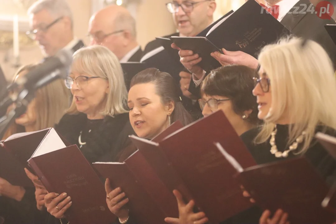 Koncert w Sarnowie dla Macieja Basińskiego