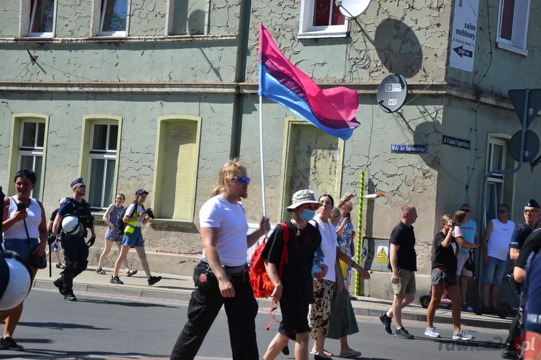 Marsz Równości i kontrmanifestacje w Rawiczu