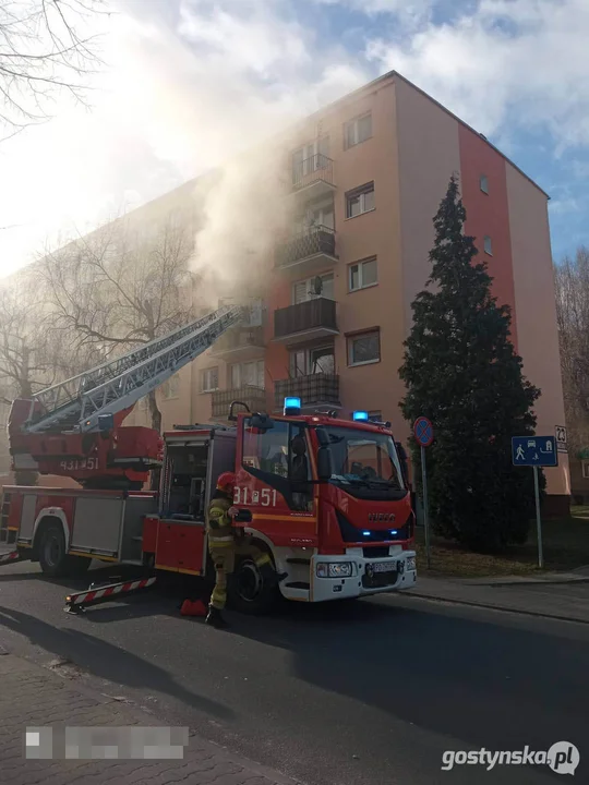 Pożar mieszkania na osiedlu w Gostyniu