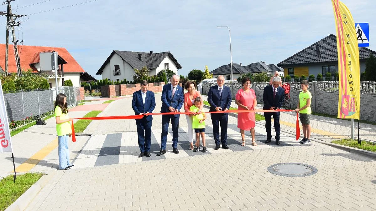 W Pępowie oddano do użytku trzy nowe ulice. Z Polskiego Ładu powstała też kanalizacja w Babkowicach - Zdjęcie główne