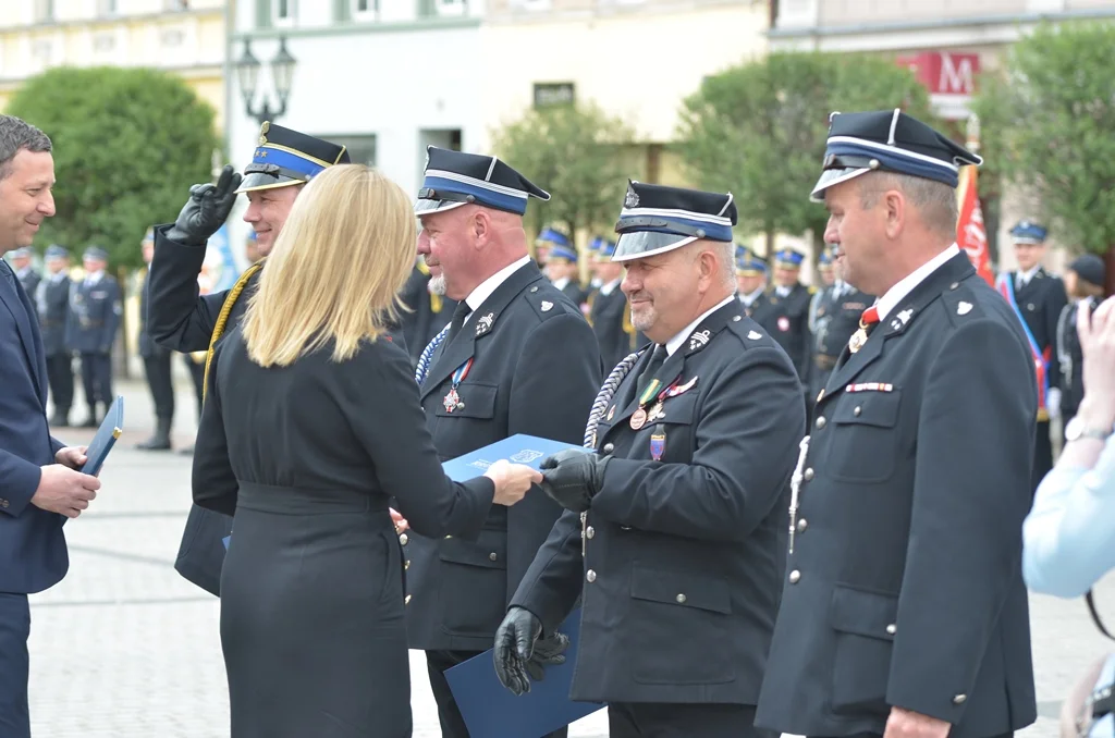 Powiatowy Dzień Strażaka w Krotoszynie. Medale i odznaczenia