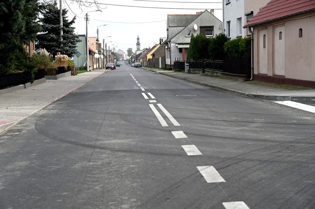 Zakończył się remont drogi powiatowej na odcinku Dobrzyca-Polskie Olędry