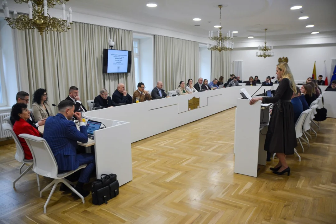 Posiedzenie Rady Miejskiej w Jarocinie (grudzień 2025)