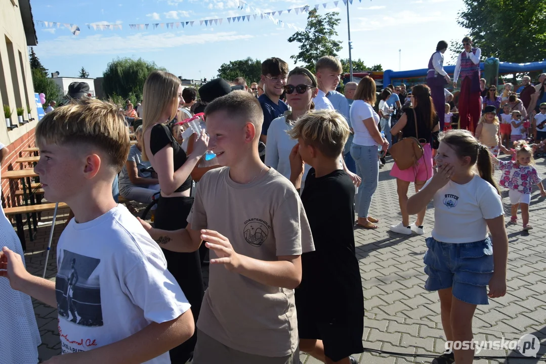 Piknik "Stara gazownia łączy pokolenia" w Krobi FOTO