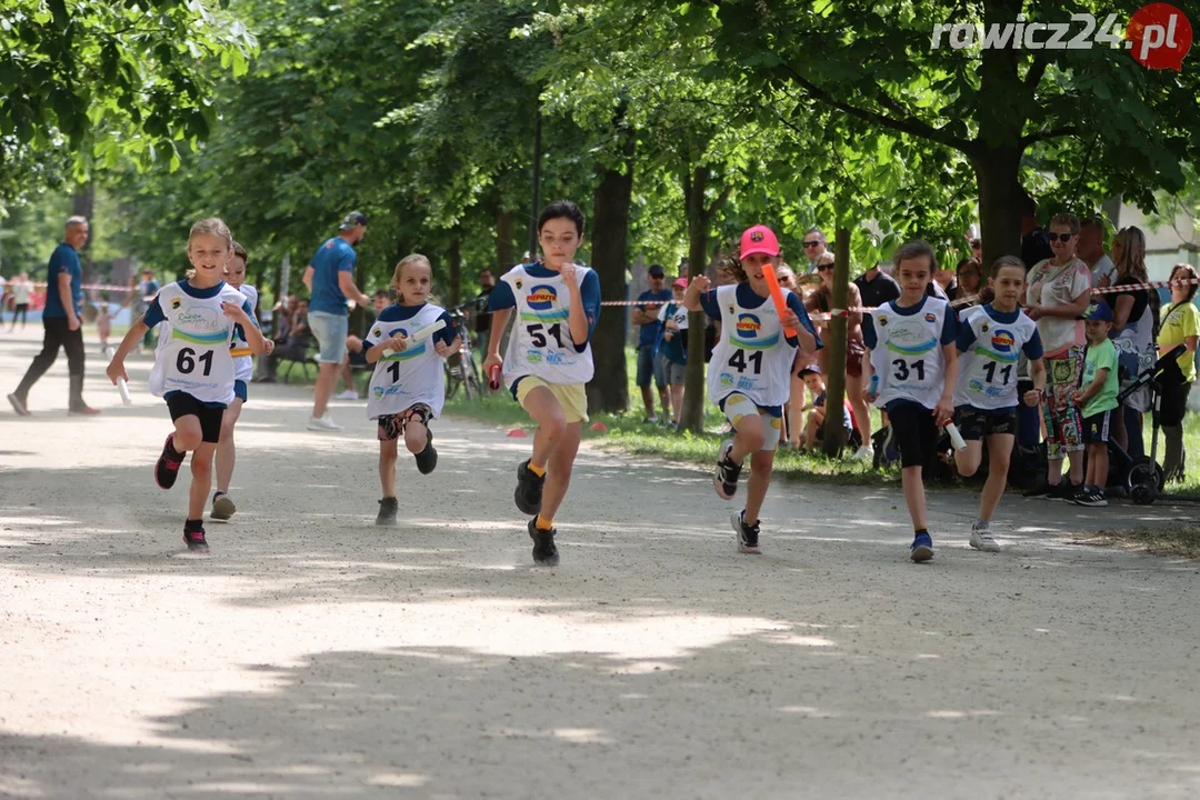 Sztafety szkolne w ramach 24h Rawickiego Festiwalu Sportu