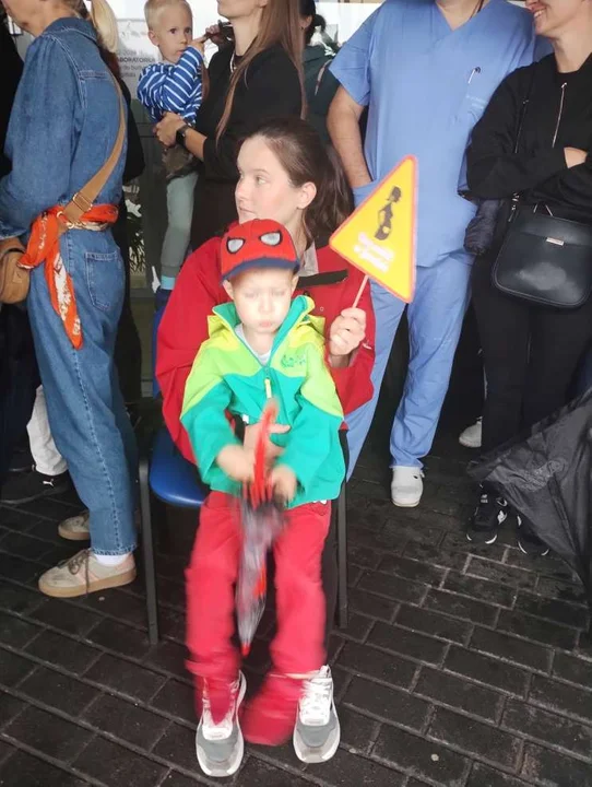 Protest wobec likwidacji położnictwa i oddziału noworodkowego w jarocińskim szpitalu