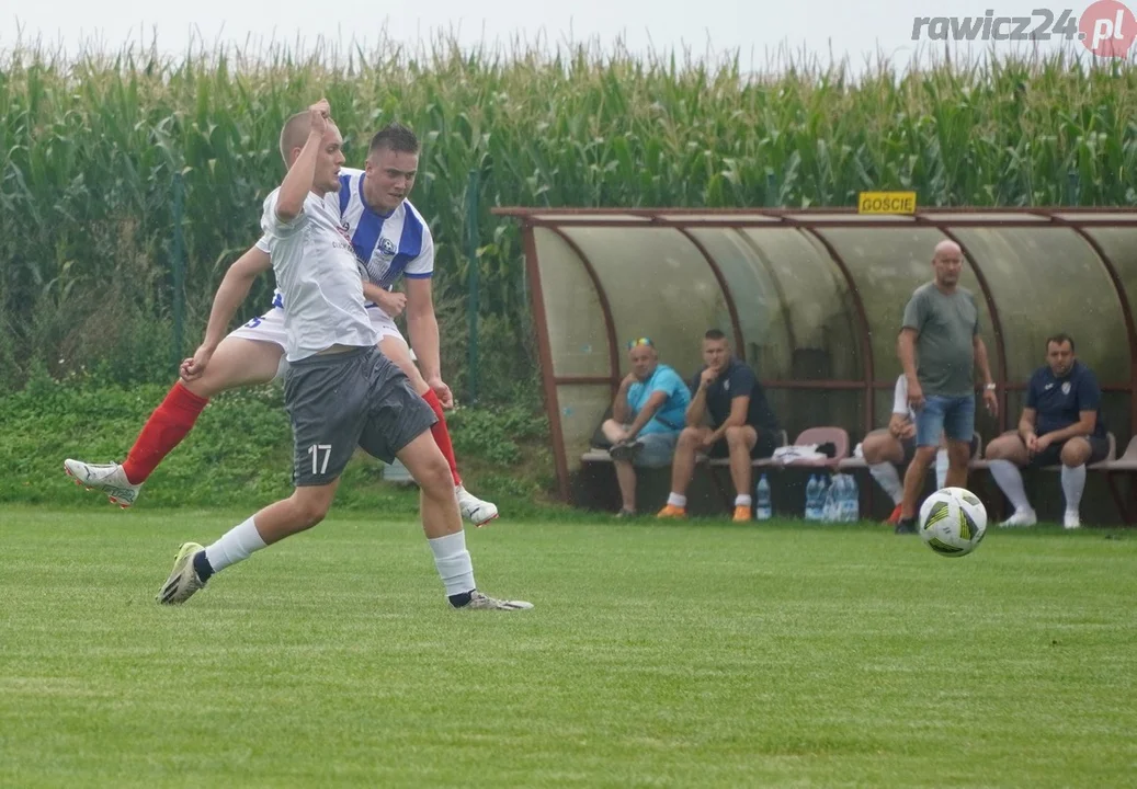 LZS Chojno-Sarnowa - Juna-Trans Stare Oborzyska 2:6