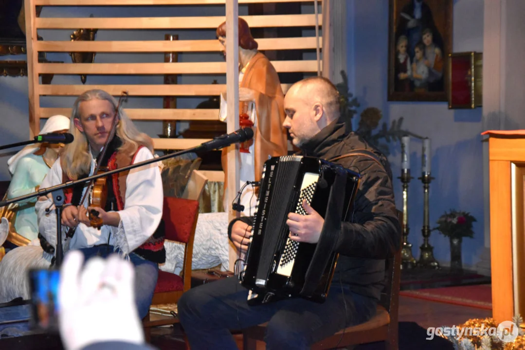 Koncert kolęd - zespół Tryptyk w Piaskach Wlkp.