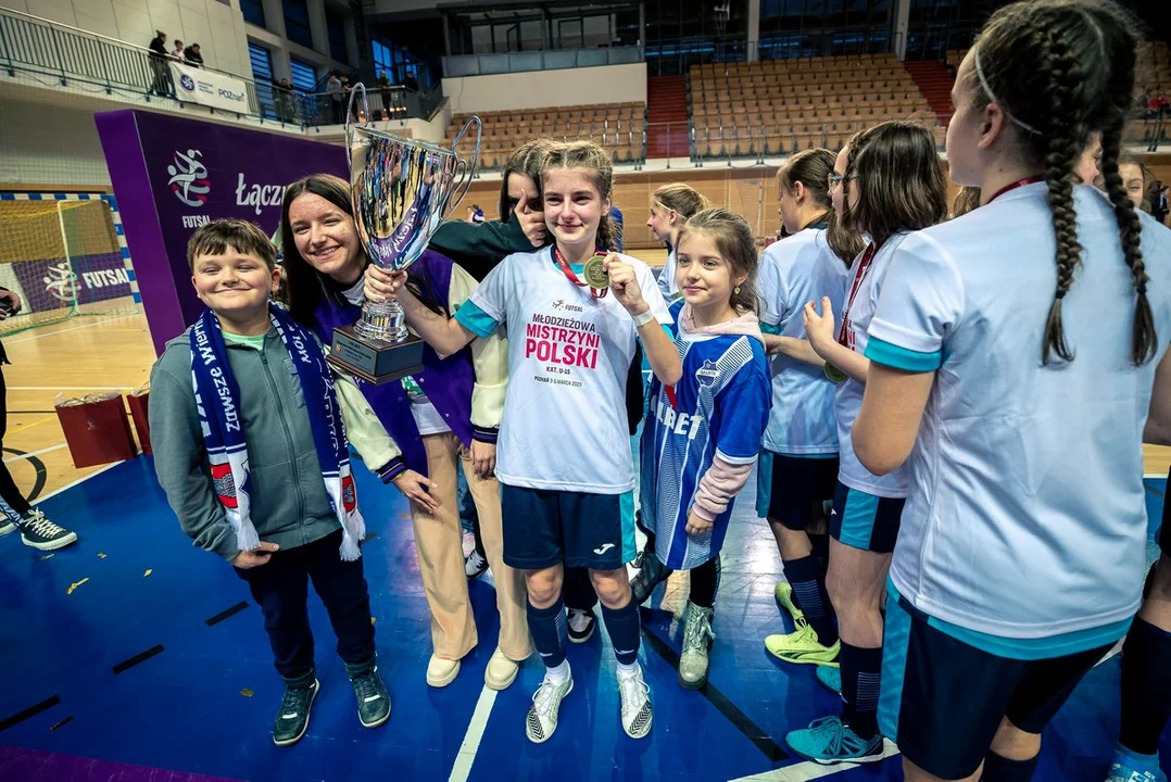 Młodzieżowe Mistrzostwa Polski w futsalu U-15 w Poznaniu. Zwycięstwo Sparty Miejska Górka