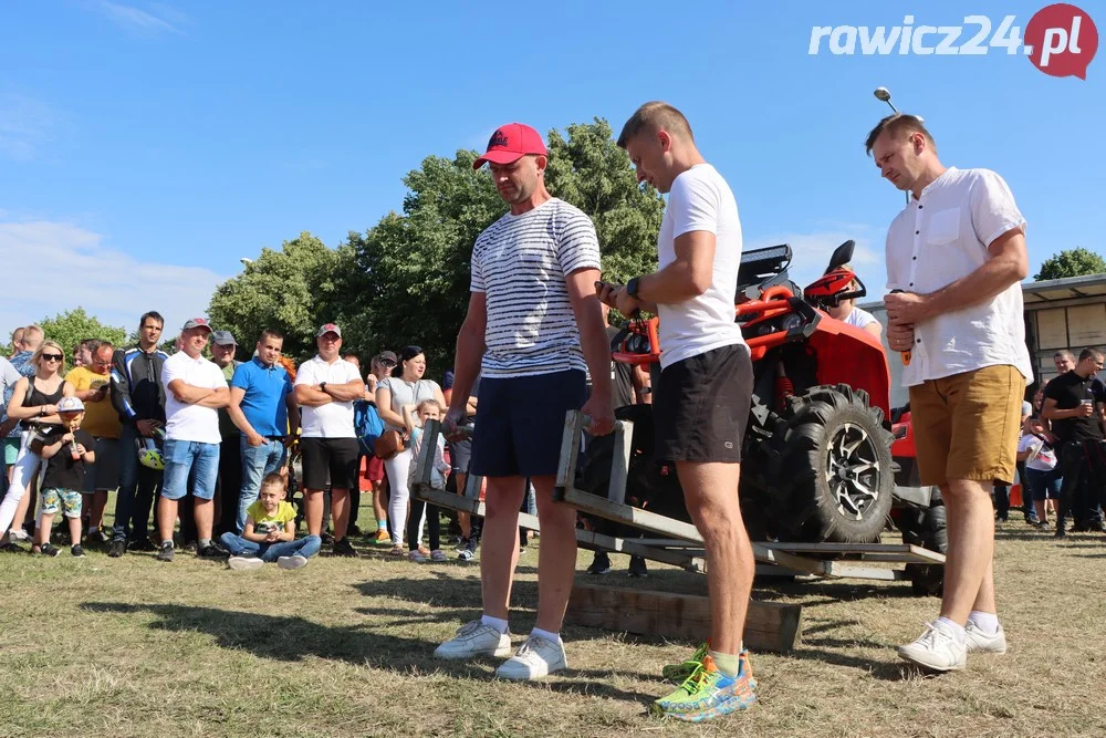 Charytatywny piknik sportowy w Szkaradowie