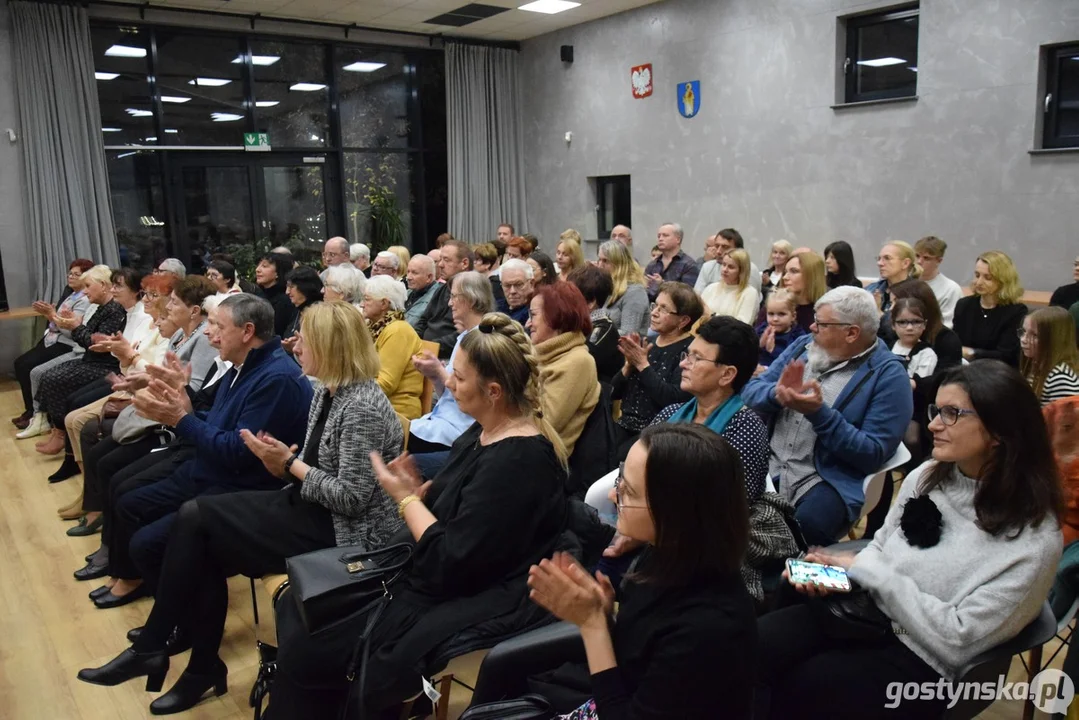 Muzyczne zaduszki w KROB_KULT - występ duetu Jagna Knapp i Paweł Pawlak