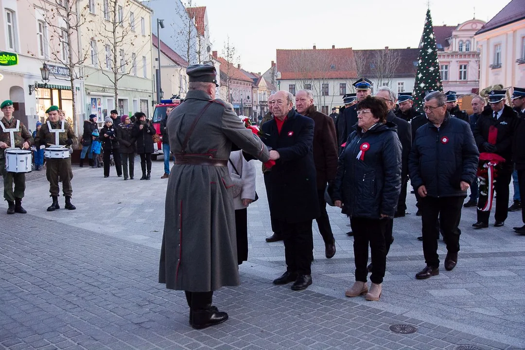 Nagrody burmistrza Jarocina rozdane. Zobacz, kto otrzymał "Taczaka" i nagrody za prace dyplomowe