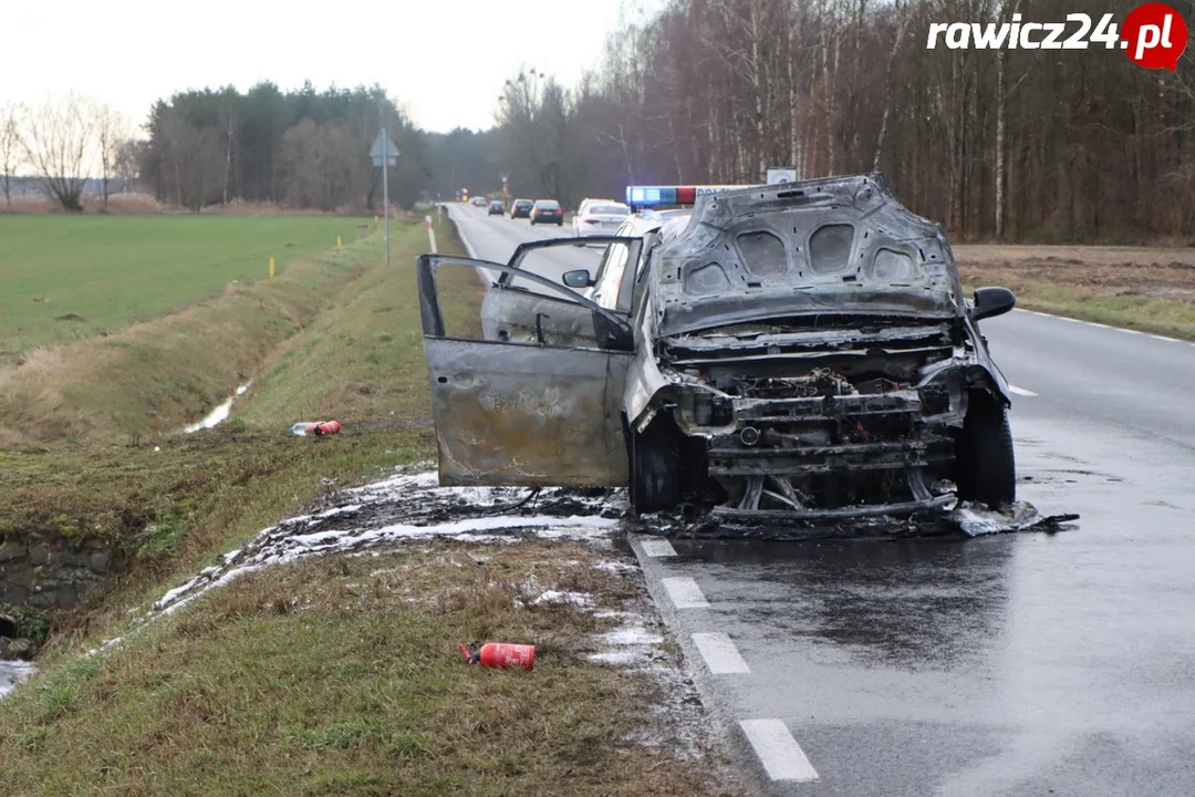 DW 434 Annopol - Zmysłowo. Spłonął policyjny radiowóz