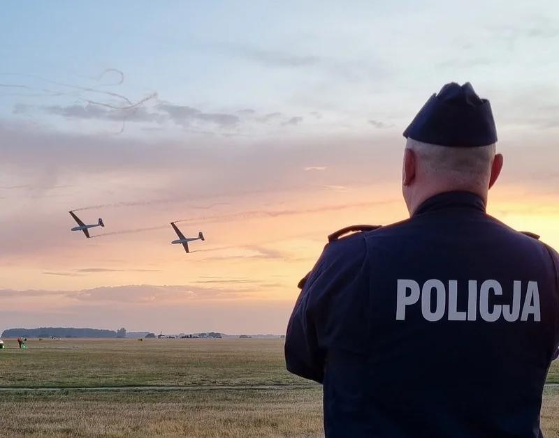 2 imprezy masowe w Lesznie. 150 policjantów w akcji - Zdjęcie główne