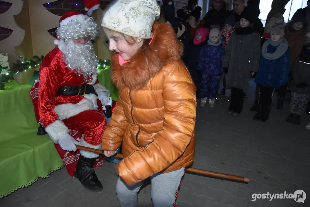 Gwiazdor odwiedził dzieci w Krajewicach