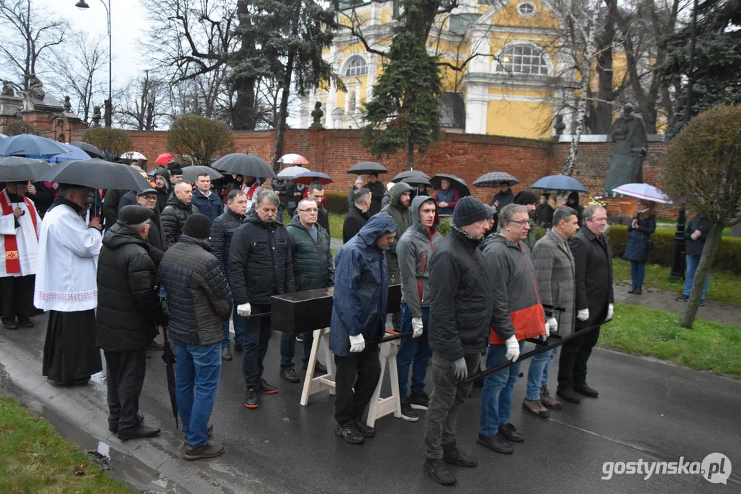 Miejska Droga Krzyżowa 2023 w Gostyniu