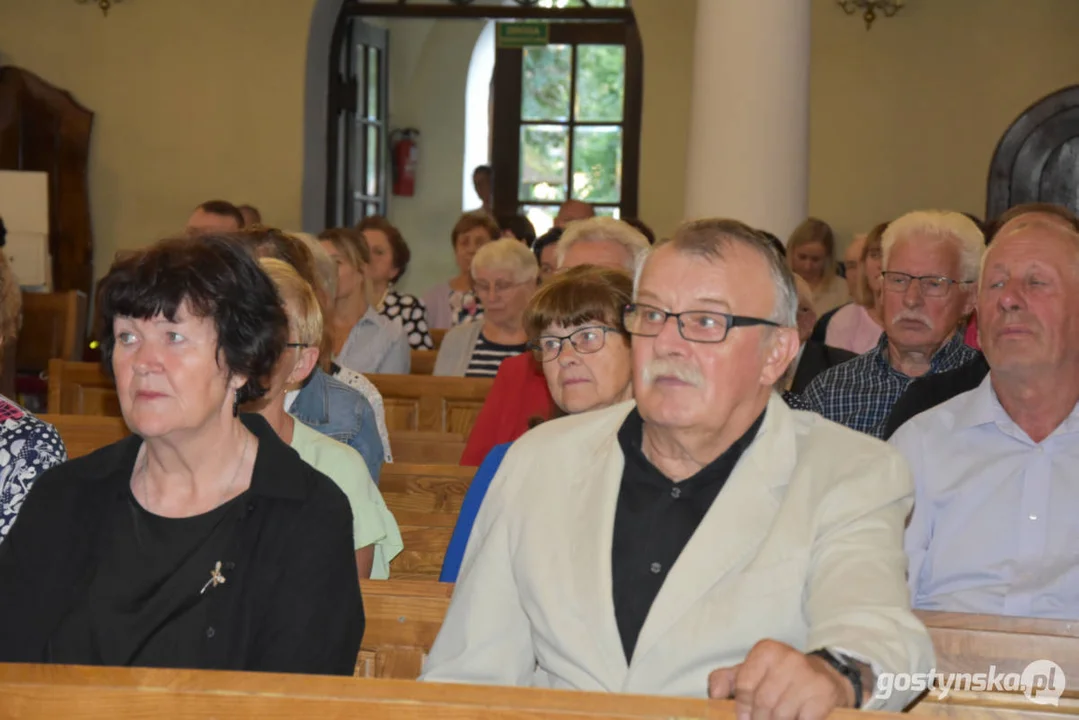 Pożegnanie proboszcza ks. Artura Michalaka w parafii pw. Świętej Trójcy w Zimnowodzie