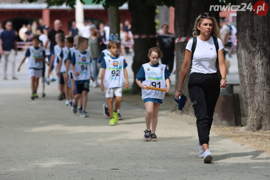 Sztafety szkolne w ramach 24h Rawickiego Festiwalu Sportu