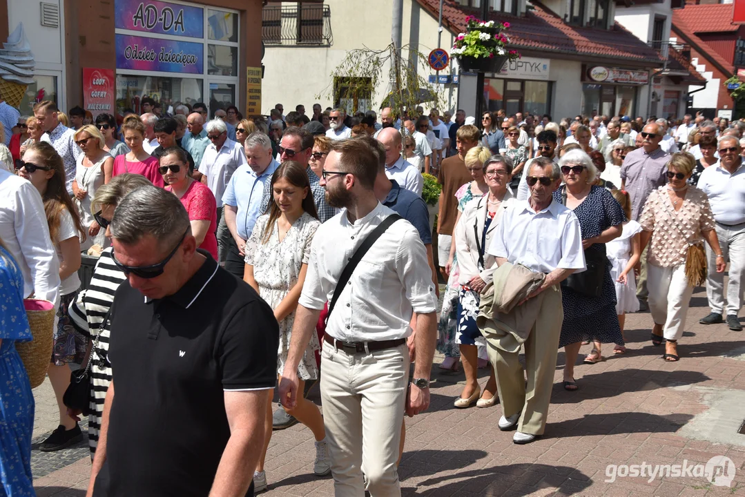 Gostyń - Boże Ciało 2023 - procesja ulicami miasta