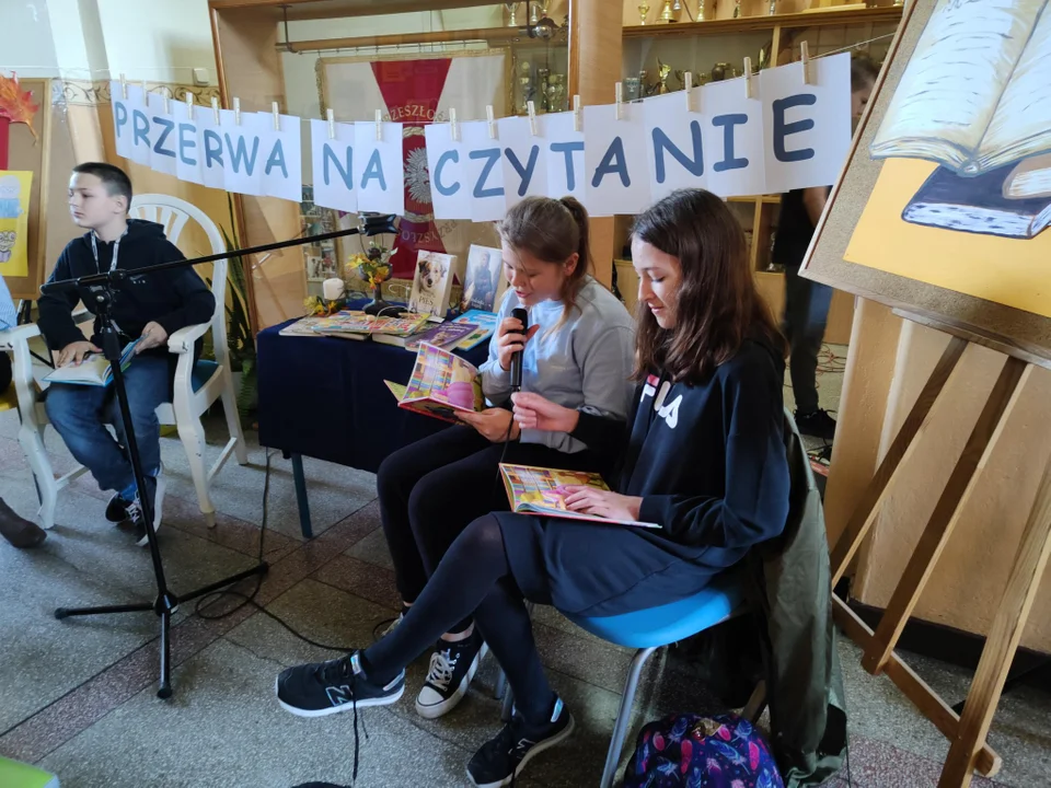 „Przerwa na czytanie” w SP nr 1 w Pleszewie