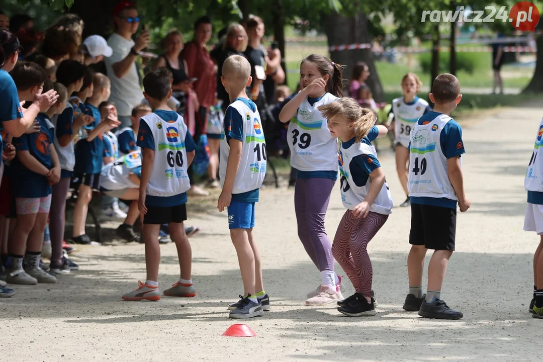 Sztafety szkolne w ramach 24h Rawickiego Festiwalu Sportu