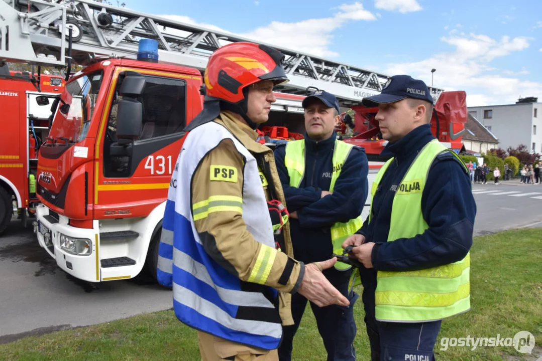 Groźny pożar w Łęce Wielkiej. Mieszkanie spłonęło doszczętnie