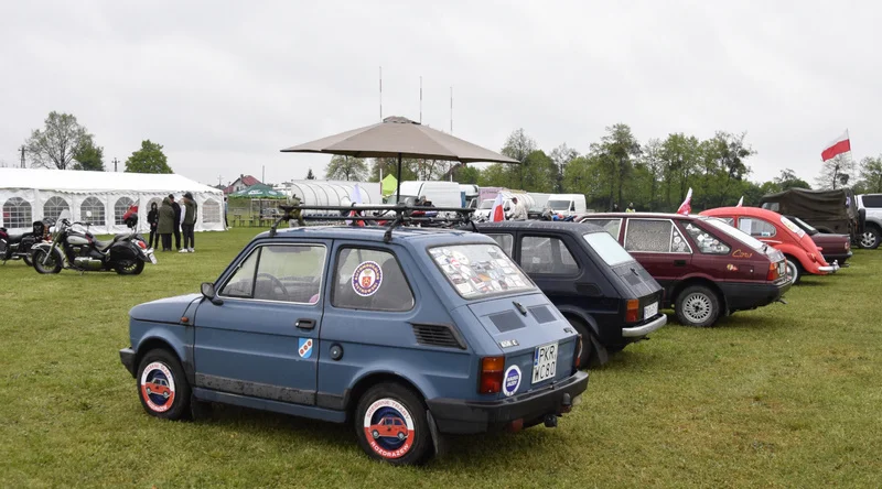 Moto Piknik w Kobylinie. Impreza w strugach deszczu [ZDJĘCIA] - Zdjęcie główne