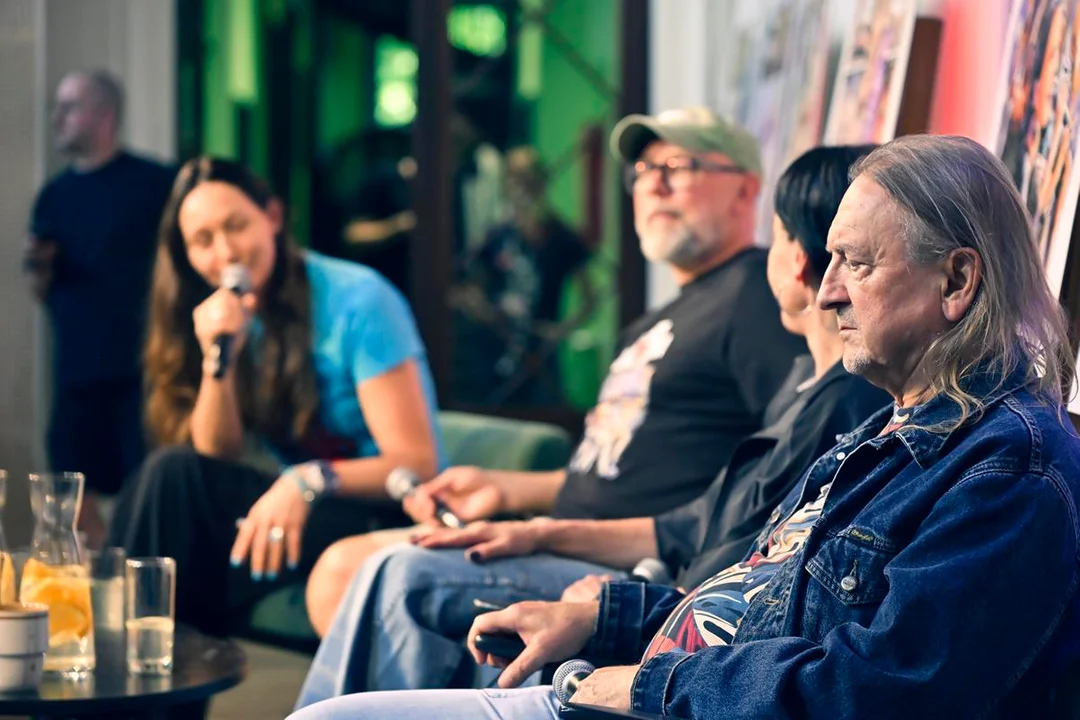 Premiera komiksu Legendy Jarocina kreska Jacka Kowalskiego. Marek Piekarczyk, Renata Przemyk, Jacek Kowalski