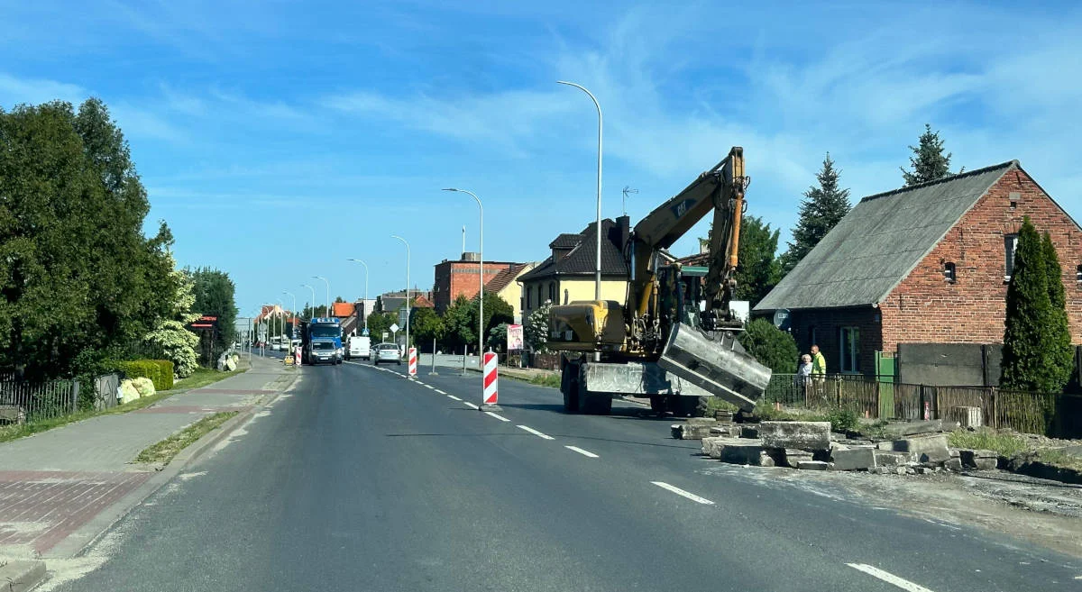 Trwa remont dwóch ważnych ulic w centrum Jarocina. Jak długo potrwają utrudnienia? [ZDJĘCIA] - Zdjęcie główne