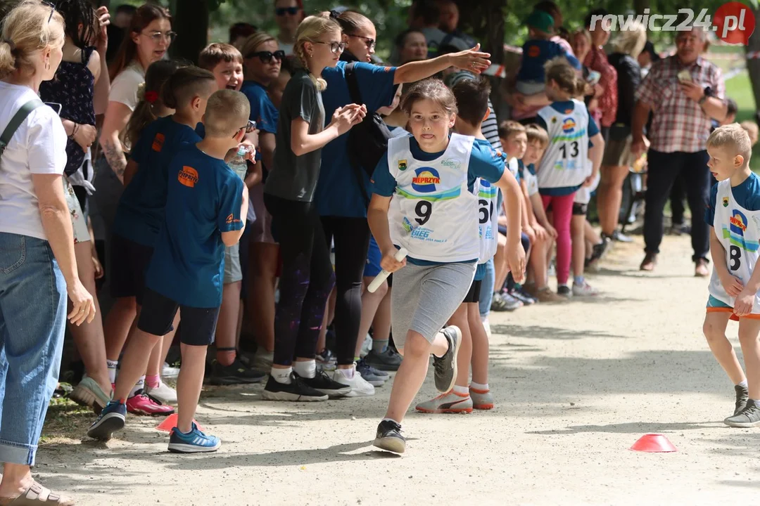 Sztafety szkolne w ramach 24h Rawickiego Festiwalu Sportu