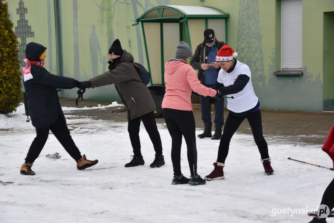 Mikołajkowy Charytatywny Marsz Nordic Walking „Idziemy dla Julki”