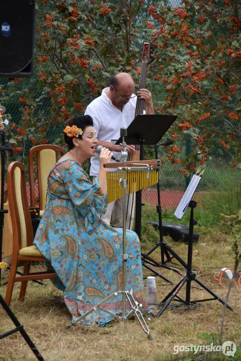 W harmonii z przyrodą - koncert w sadzie w Borku Wlkp.