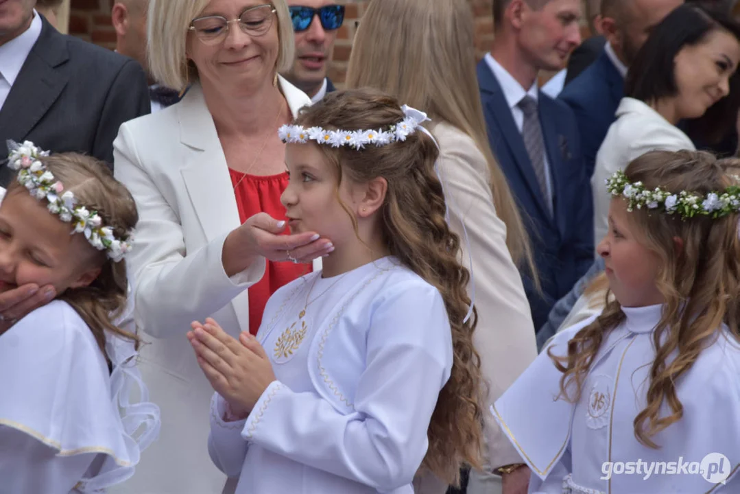 Uroczystość Pierwszej Komunii Świętej w parafii farnej w Gostyniu