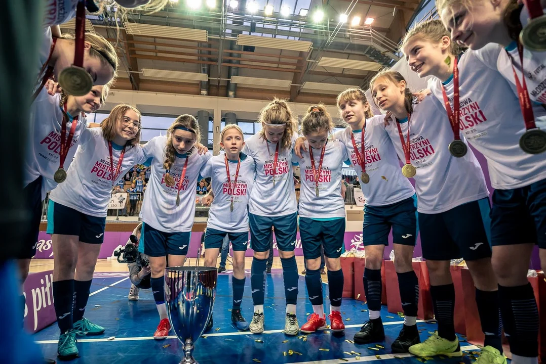 Młodzieżowe Mistrzostwa Polski w futsalu U-15 w Poznaniu. Zwycięstwo Sparty Miejska Górka