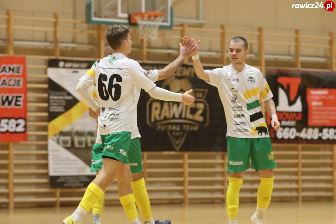 RAF Futsal Rawicz pokonał Perfectę Futsal Złotów 16:0