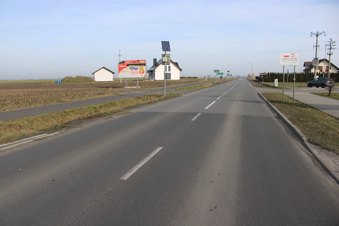 Przebudowana droga powiatowa ze Słupi Kapitulnej do Chojna