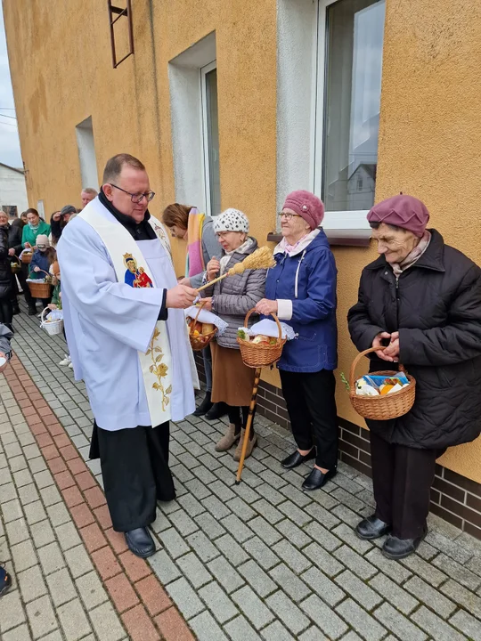 Święcenie potraw w Lutogniewie, Dzierżanowie, Bożacinie i Wróżewach