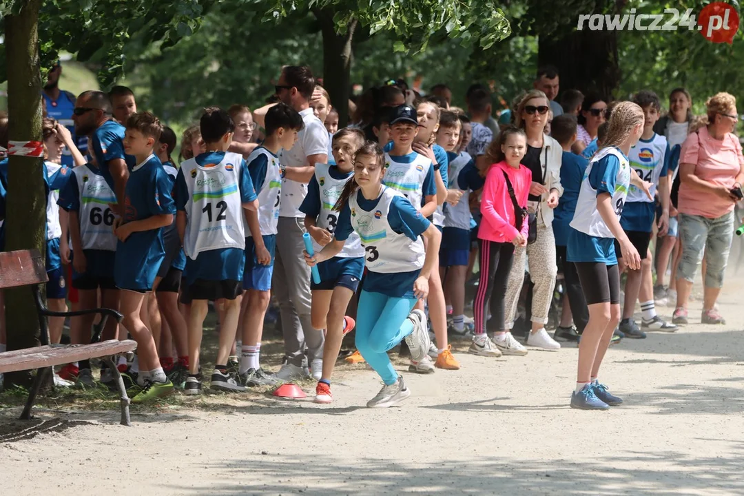 Sztafety szkolne w ramach 24h Rawickiego Festiwalu Sportu