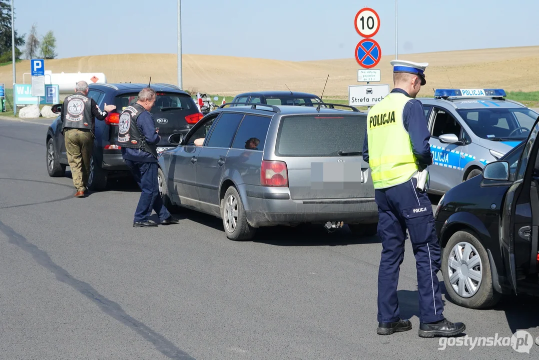 Wspólna akcja Wolnych Jeźdźców Piaski i gostyńskiej drogówki