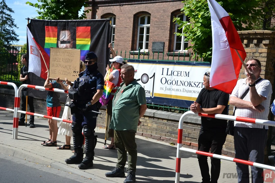 Marsz Równości i kontrmanifestacje w Rawiczu