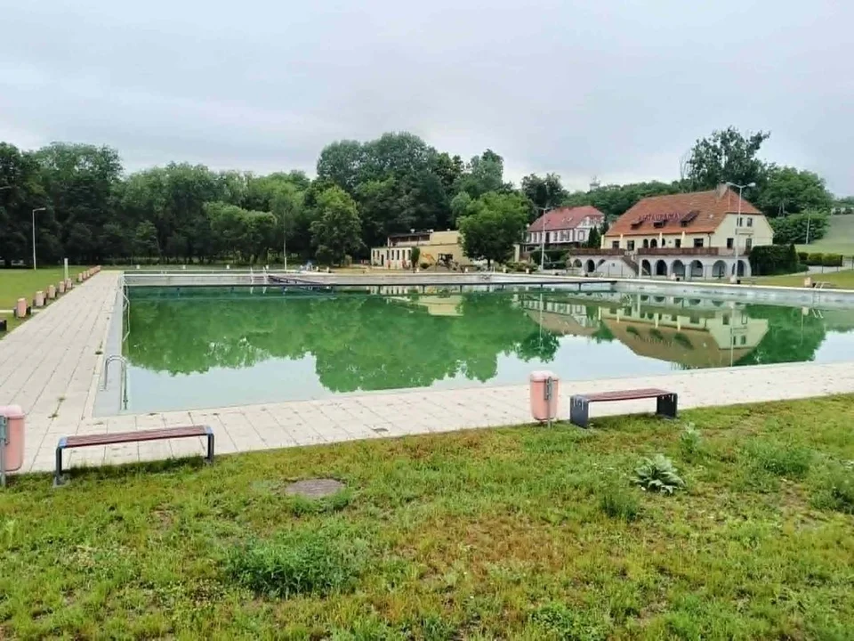 Otwarcie basenów w Żerkowie coraz bliżej