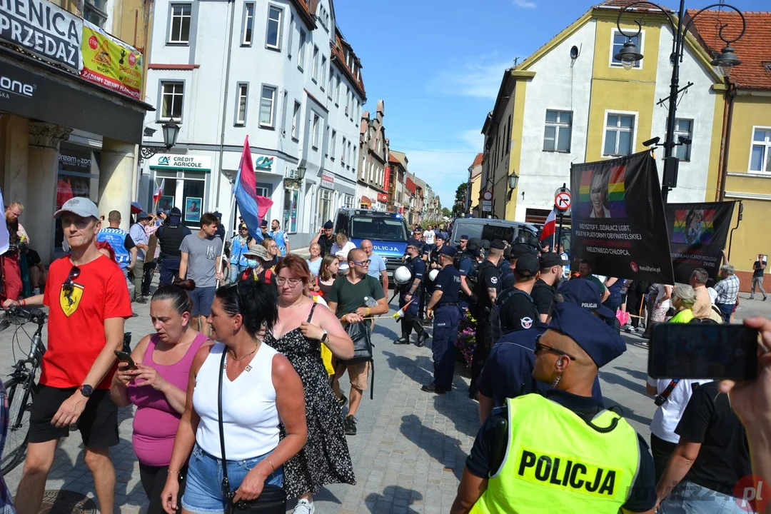 Marsz Równości i kontrmanifestacje w Rawiczu