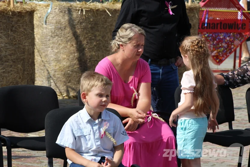 Kolorowe dożynki w Lenartowicach