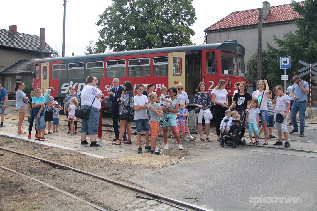 Rajd trasą wąskotorówki