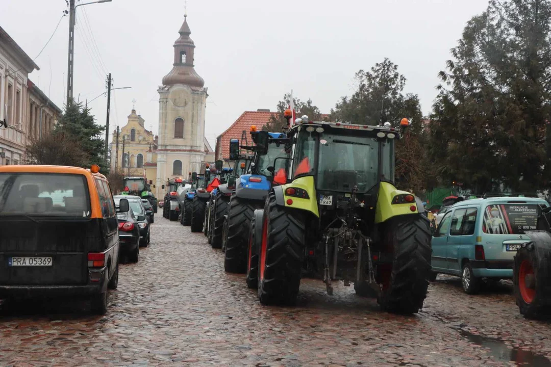 Start na rynku w Sarnowie